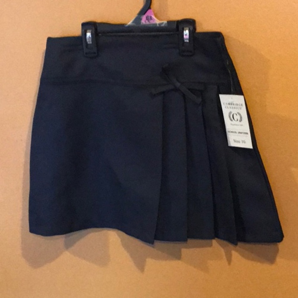 Navy blue girls skirt it new with tag